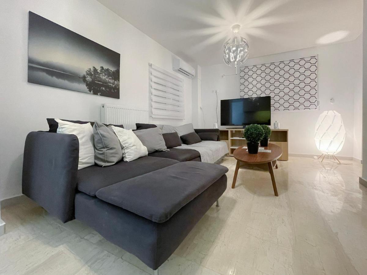 Ferienwohnung Key Biscayne Charming 50Sqm Apt In Paleo Faliro Athen Exterior foto