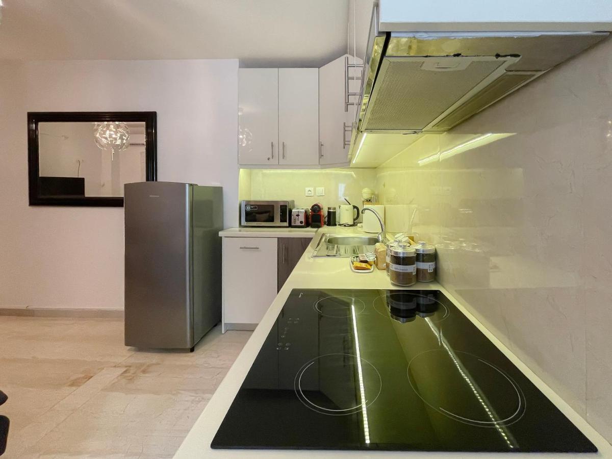 Ferienwohnung Key Biscayne Charming 50Sqm Apt In Paleo Faliro Athen Exterior foto